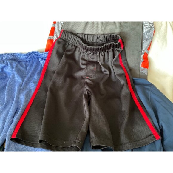 Shorts Boys 12 - 14 Lot of 3 Athletic black Gray Blue Logo Casual Sporty + top - Picture 3 of 9
